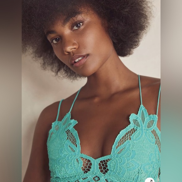✨ EXTRA 50% OFF WEEKEND SALE ✨ Free People Adella Lace Bralette Intimates - Picture 2 of 3